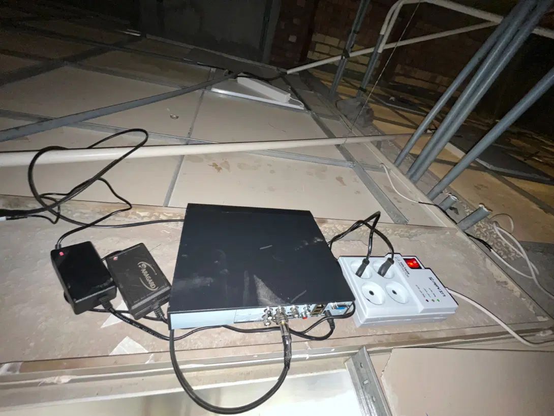 نصب دوربین مداربسته و تعمیر دوربین و دستگاه DVR|خدمات پیشه و مهارت|کرمان, |دیوار