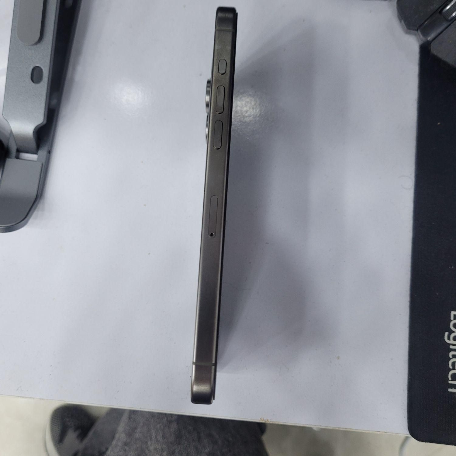 اپل iPhone 15 Pro Max با حافظهٔ ۲۵۶ گیگابایت|موبایل|قشم, |دیوار
