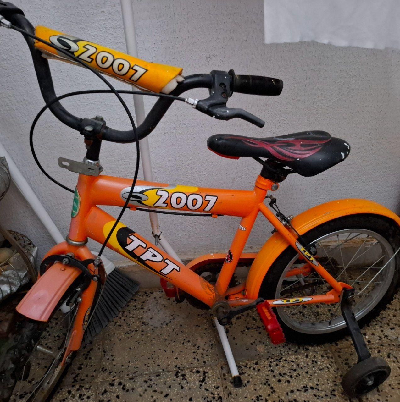 دوچرخه سایز 16 در حد نو|دوچرخه، اسکیت، اسکوتر|پرند, فاز ۶|دیوار