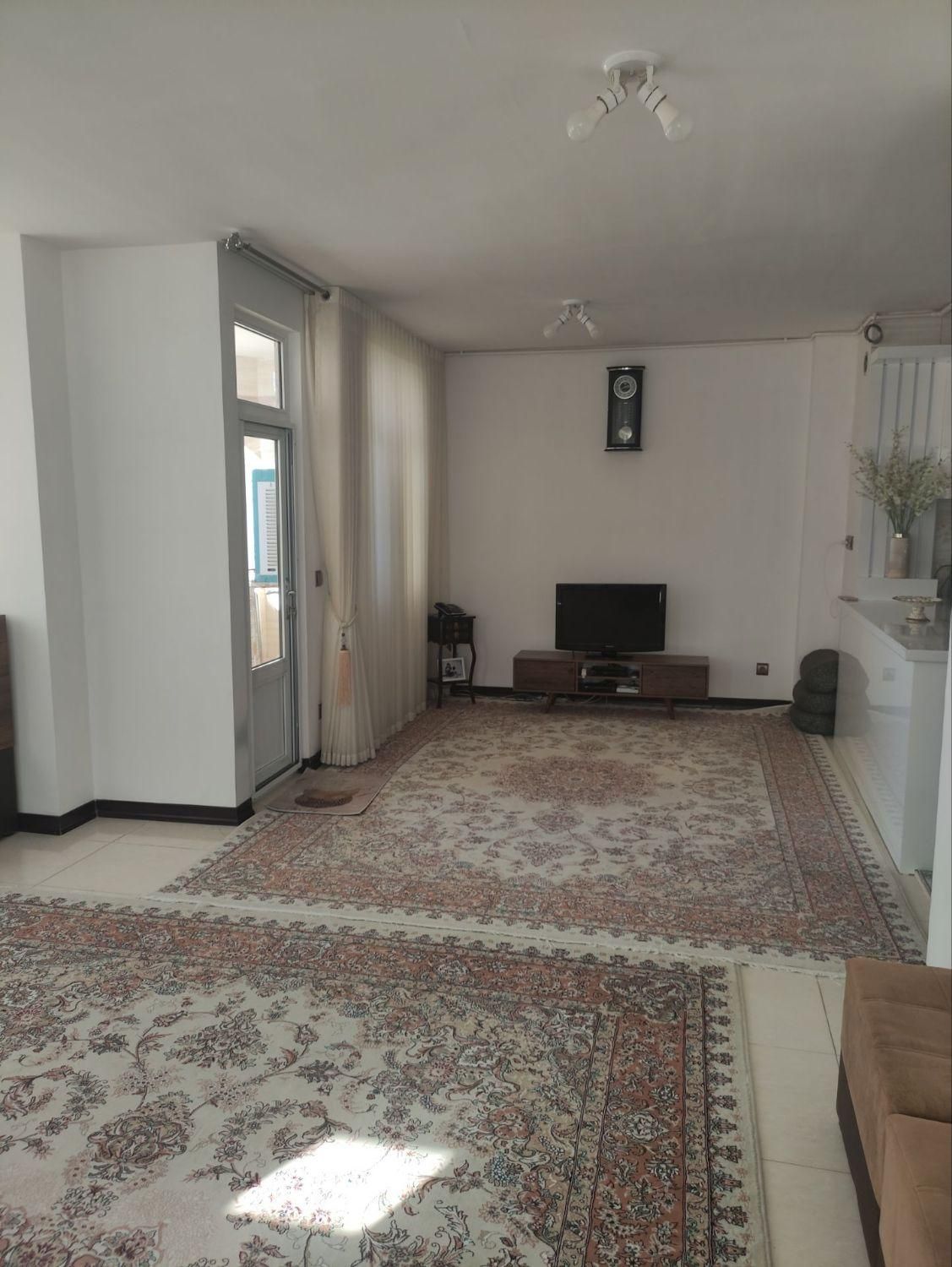 یک واحد آپارتمان در خیابان باهنر فرخشهر|فروش آپارتمان|فرخشهر, |دیوار