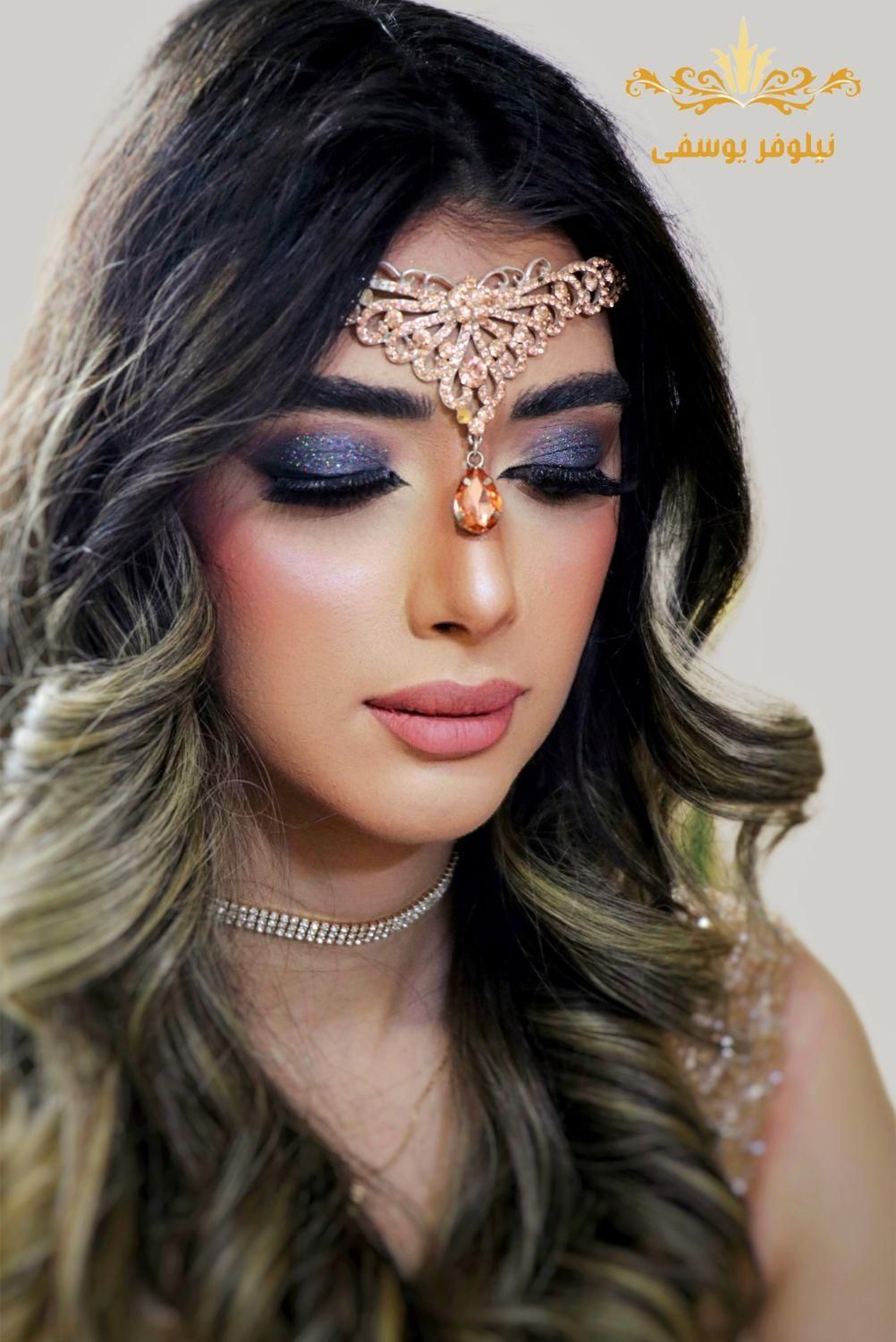 مدل رنگ مو میکاپ شینیون مژه ناخن کوتاهی پاکسازی|خدمات آرایشگری و زیبایی|اصفهان, سرچشمه|دیوار