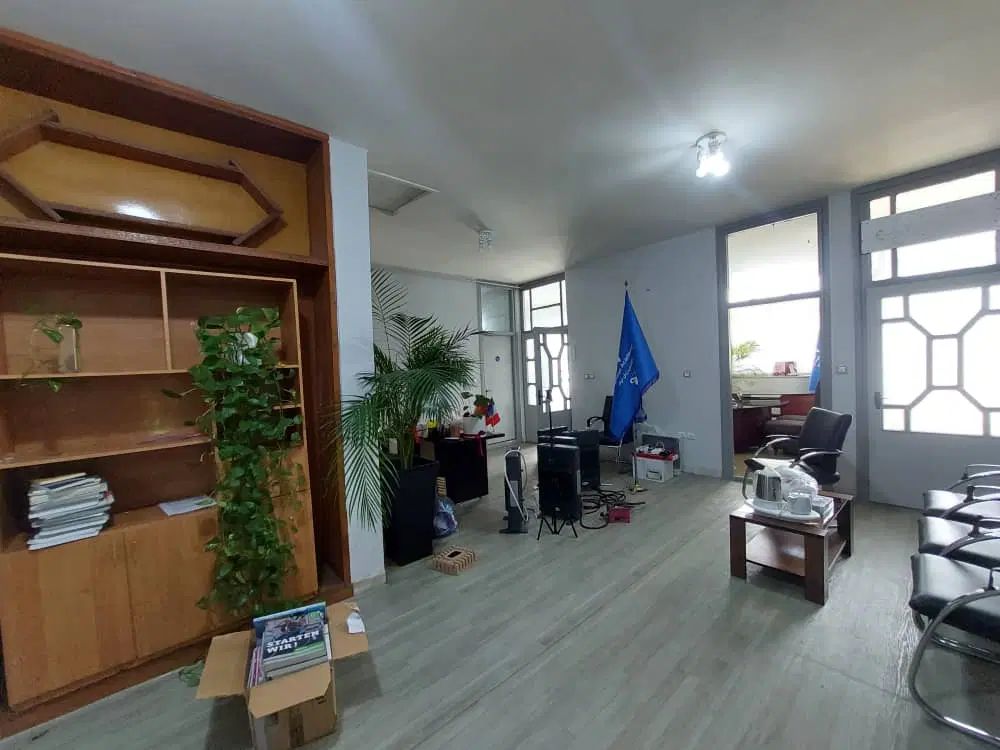 واحداداری تجاری ۲۰۰متری/۵خواب/براصلی خ امام خمینی|اجارهٔ دفتر کار، اتاق اداری، مطب|لاهیجان, کاروانسرابر|دیوار
