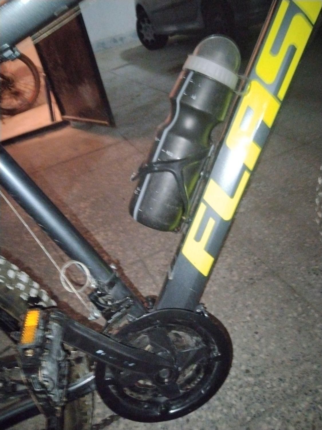 دوچرخه مدل فلش سایز 26 تنه بزرگ|دوچرخه، اسکیت، اسکوتر|پردیس, فاز ۸|دیوار