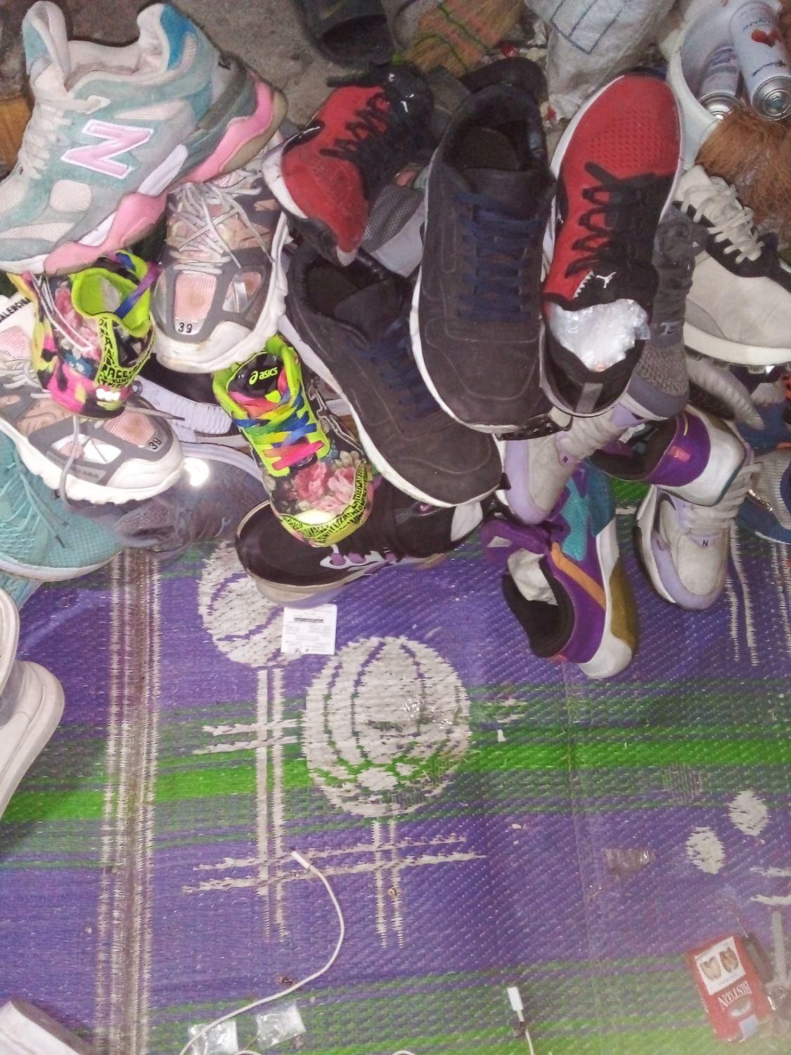 ۳تا گلدون تزیینی به قیمت ارزان کتونی|گل مصنوعی|اسلامشهر, شهرک مهدیه|دیوار