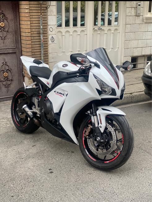 Cbr 1000 2014|موتورسیکلت|تهران, ولنجک|دیوار