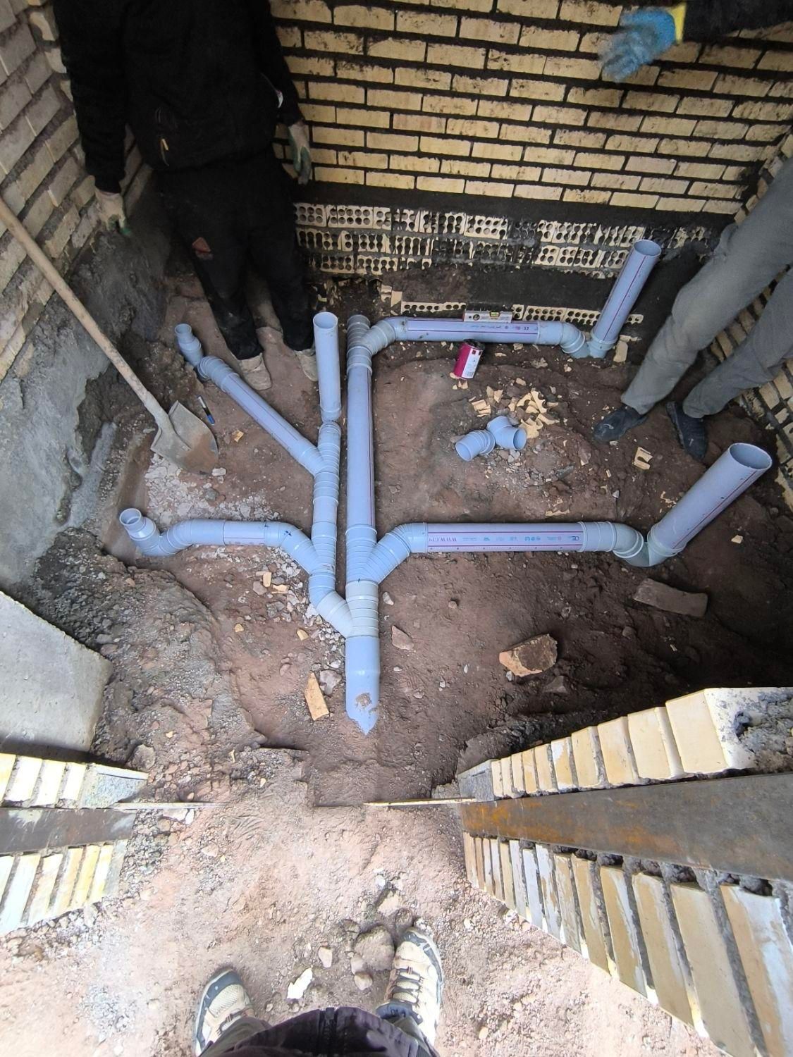 لوله کشی آب،نشت یابی،رفع نم،تعمیرونصب شیرآلات وپمپ|خدمات پیشه و مهارت|ساوه, |دیوار