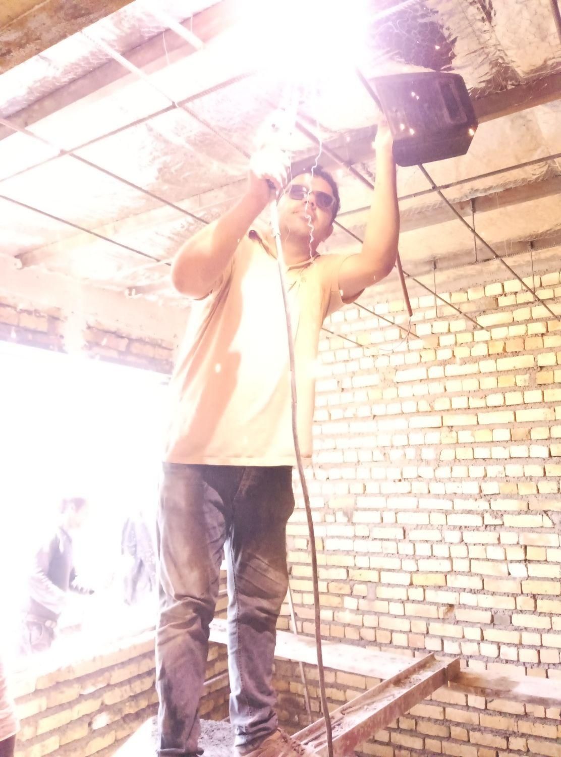 جوشکاری ، کاشی کاری ، بنایی|خدمات پیشه و مهارت|ابهر, |دیوار