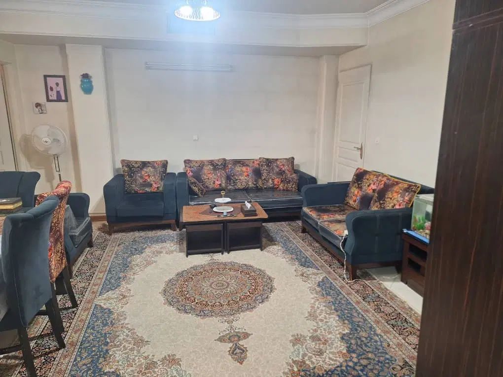 واحد۵۷متری با اسانسور پارکینگ روبرو مترو کمیل|اجارهٔ آپارتمان|تهران, خرمشهر|دیوار