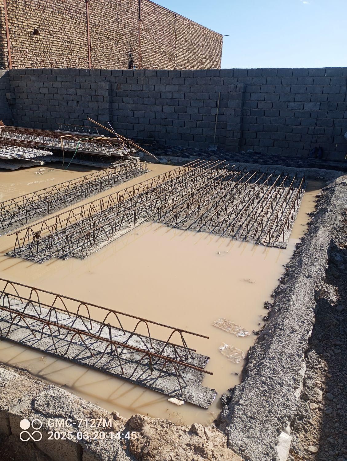 تولید تیرچه سیمانی با بهترین کیفیت و آکاسیف درجه ی|مصالح و تجهیزات ساختمان|بیرجند, |دیوار