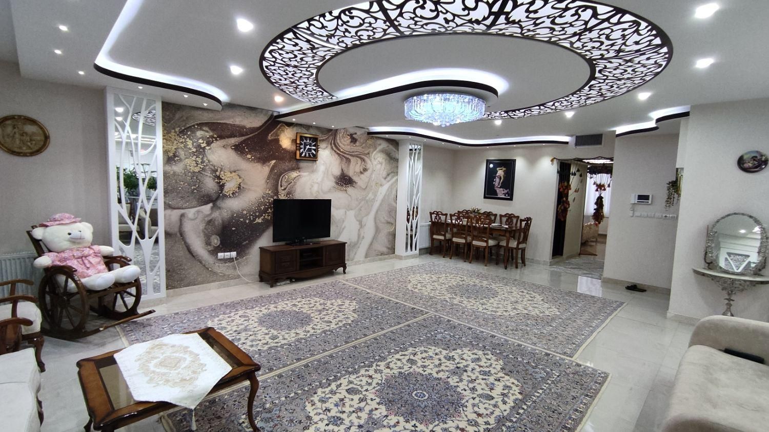 اپارتمان کارمندان سه خواب ۱۳۷متر|فروش آپارتمان|کرمانشاه, |دیوار