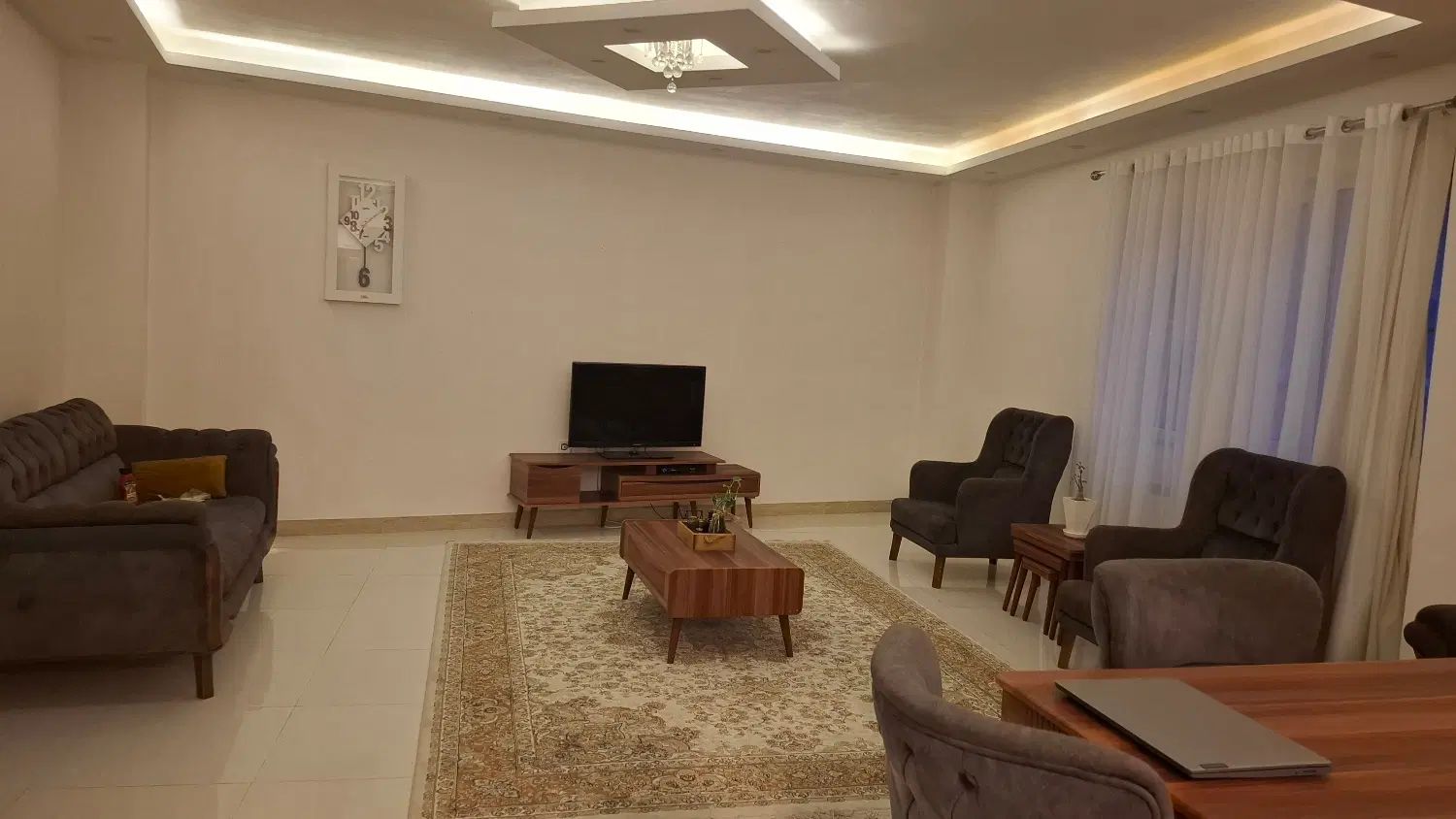 اجاره روزانه آپارتمان مبله رشت|اجارهٔ کوتاه‌مدت آپارتمان و سوئیت|رشت, کوی حسینی|دیوار