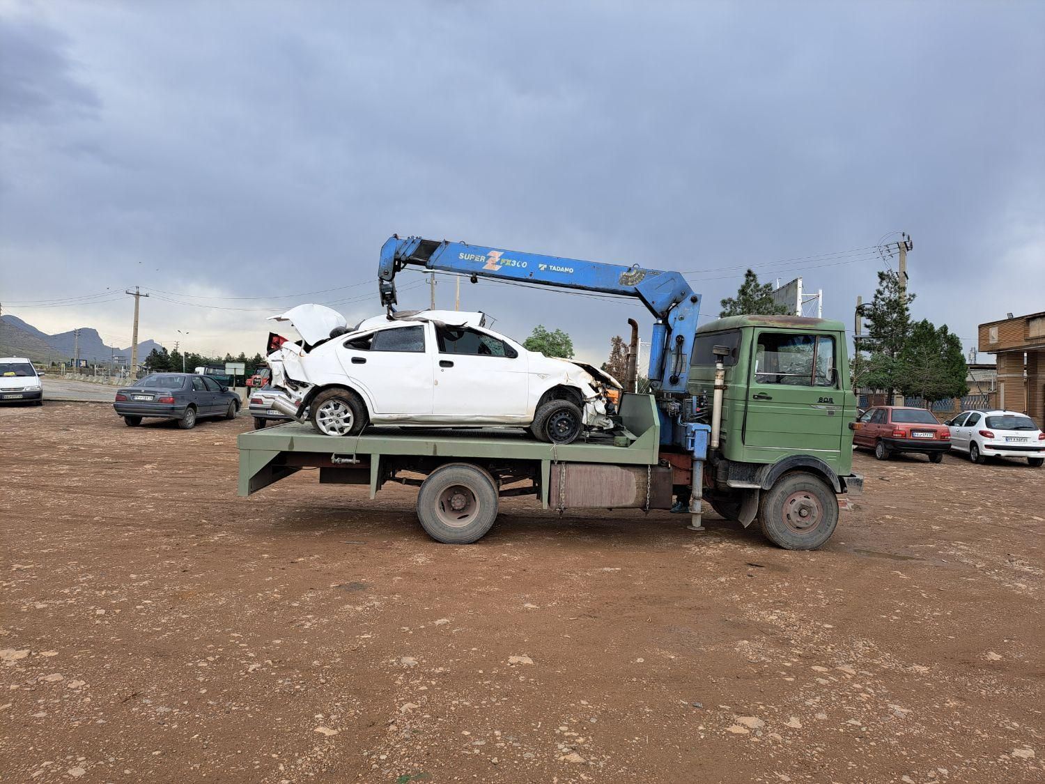 جرثقیل خاور و سبد بالابر|خدمات حمل و نقل|کرمانشاه, |دیوار