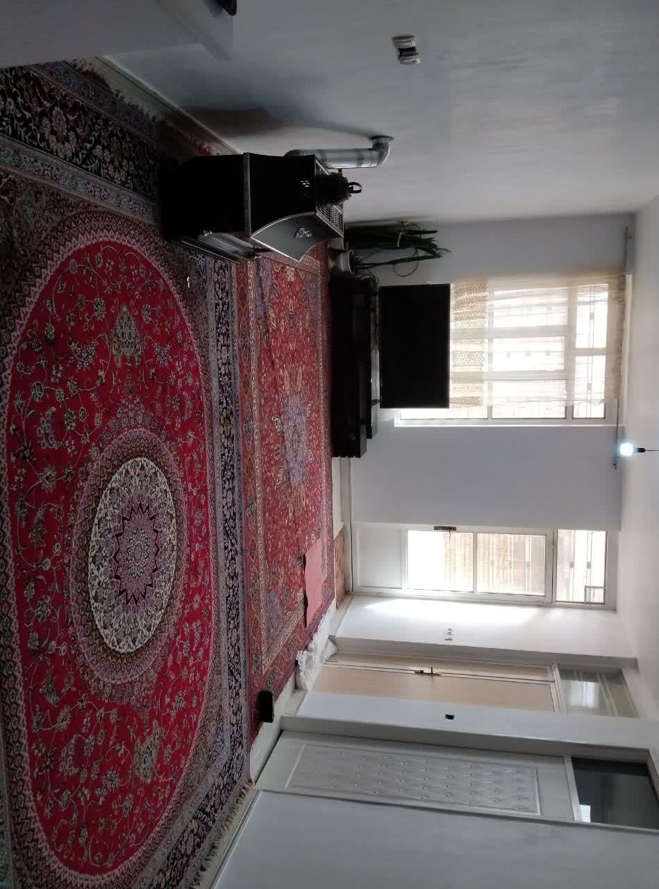 فروش آپارتمان طبقه دوم در کرونی معاوضه با خودرو|فروش آپارتمان|شیراز, میانرود|دیوار