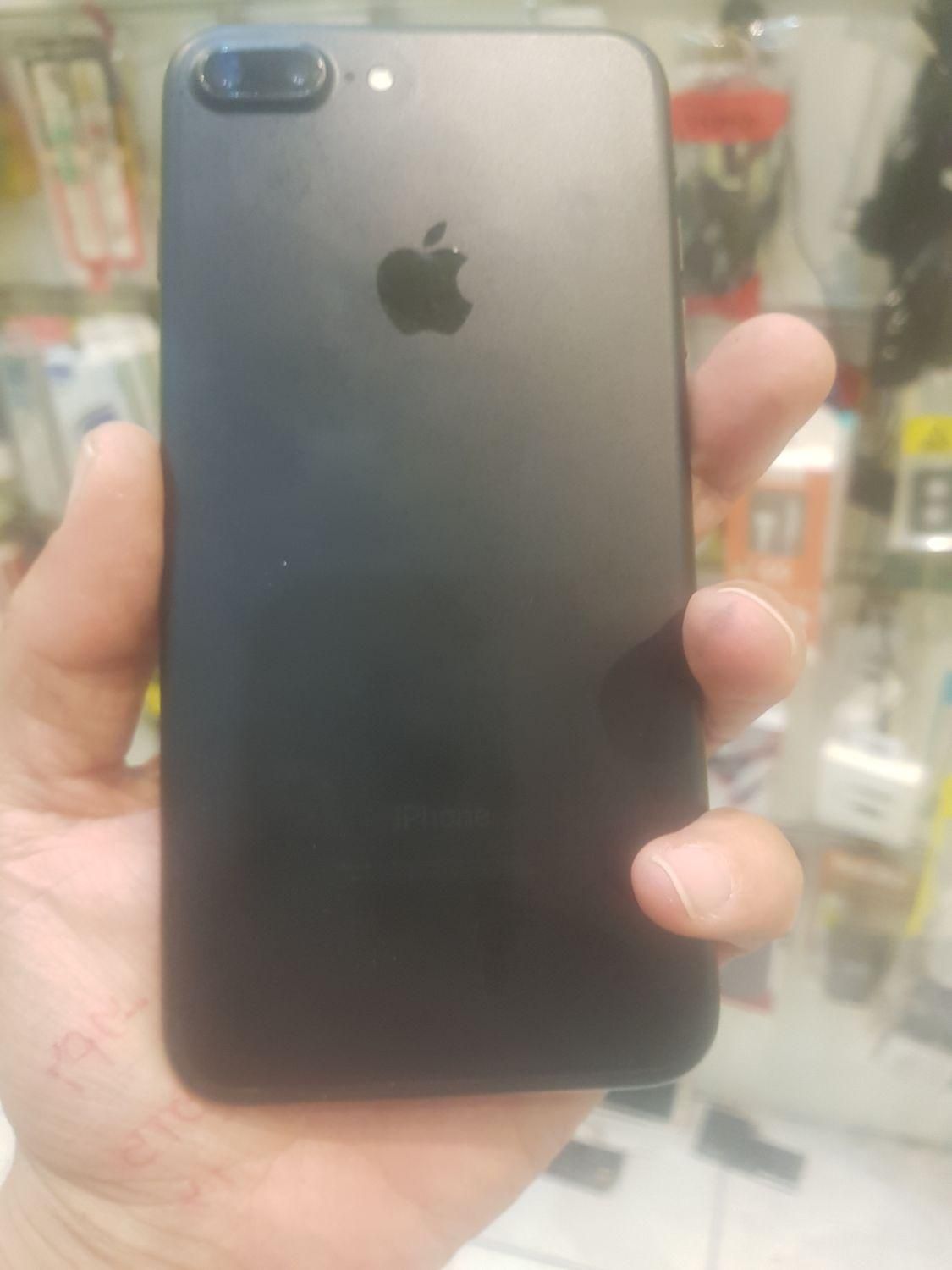 اپل iPhone 7 Plus با حافظهٔ ۱۲۸ گیگابایت|موبایل|اصفهان, باب الدشت|دیوار