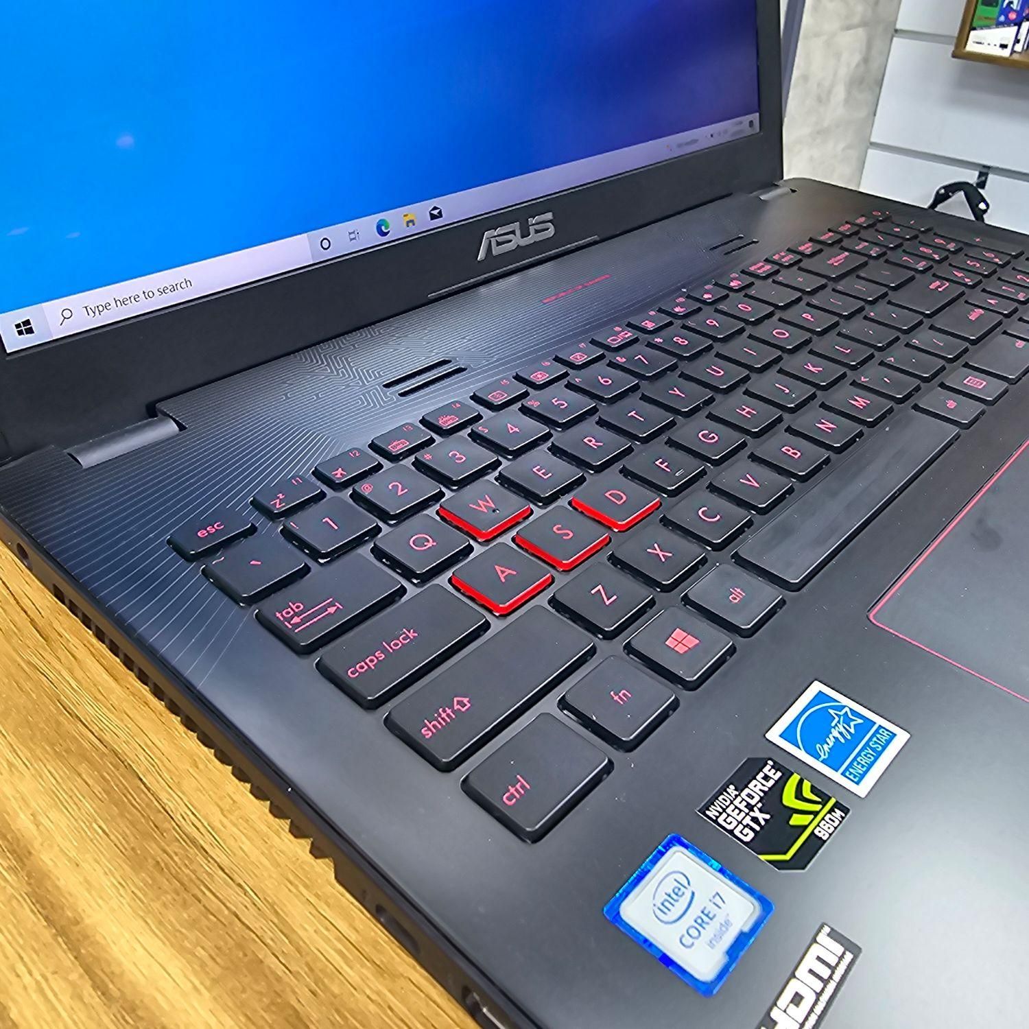 لپ تاپ ASUS ROG گیمینگ و طراحی CORE i7/16/1TB|رایانه همراه|کرج, اصفهانی‌ها|دیوار