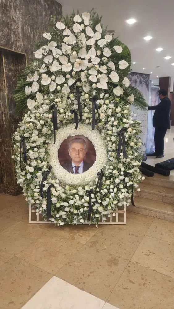 تخفیف ویژه.تاج گل .پای گل ترحیم . افتاحیه.ترحیم|خدمات پذیرایی، مراسم|مشهد, شهید مطهری|دیوار