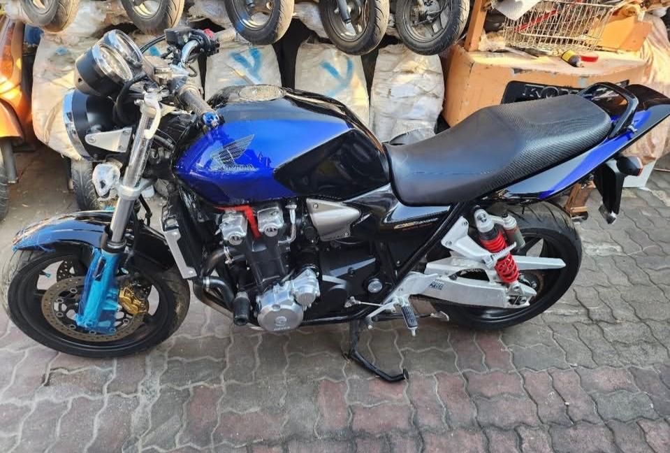 Cb1300|موتورسیکلت|اصفهان, بهارستان|دیوار