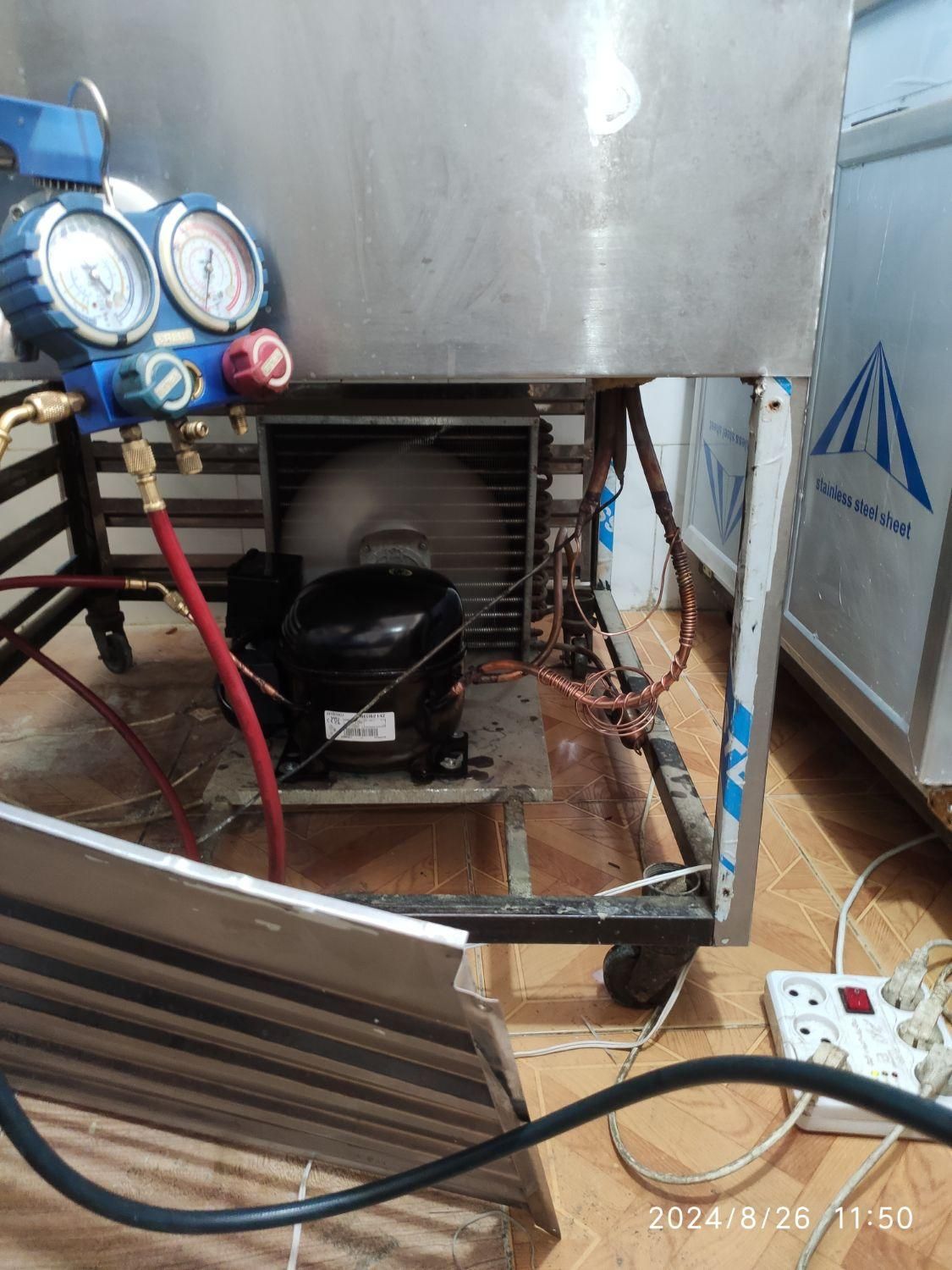 تعمیرات یخچال فریزر شارژ گاز خانگی فروشگاهی|خدمات پیشه و مهارت|همدان, |دیوار