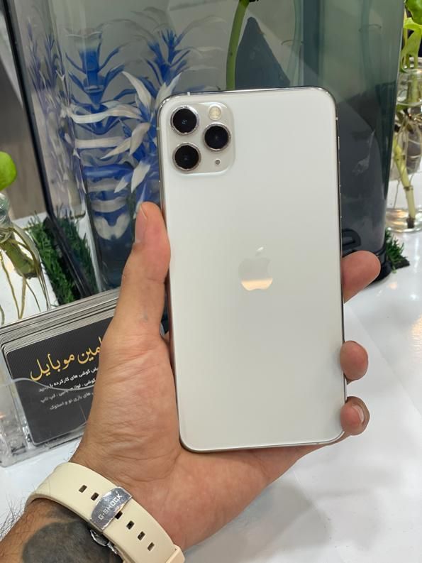 11pro max|موبایل|شیراز, زند|دیوار