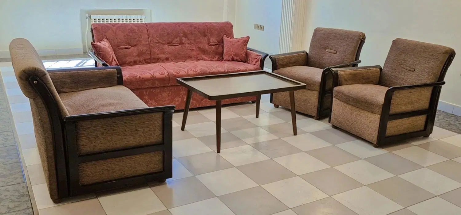 مبل راحتی هفت نفره چوبی کلاسیک|مبلمان خانگی و میز عسلی|تهران, ولنجک|دیوار