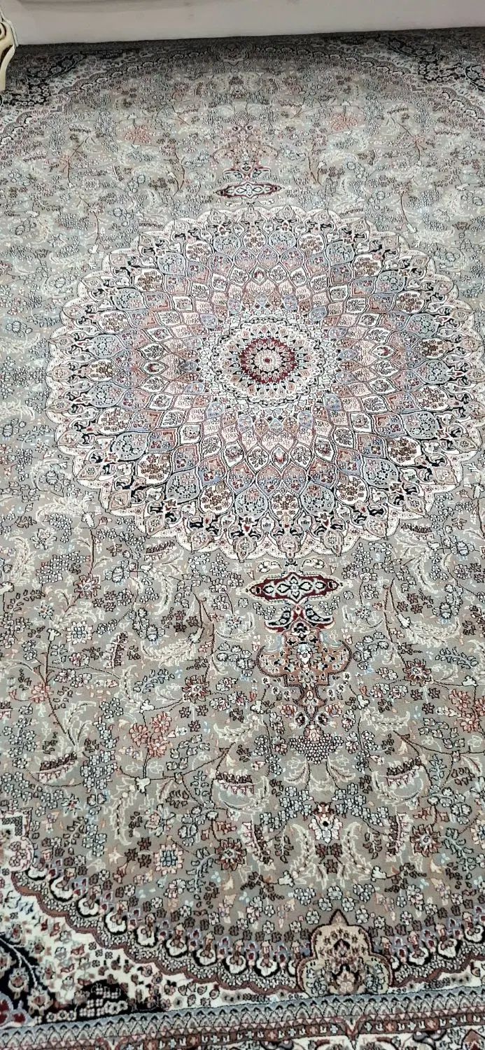 دو تخته فرش ۹ متری پاتریس ۷۰۰شانه دستباف گونه|فرش|آبیک, |دیوار