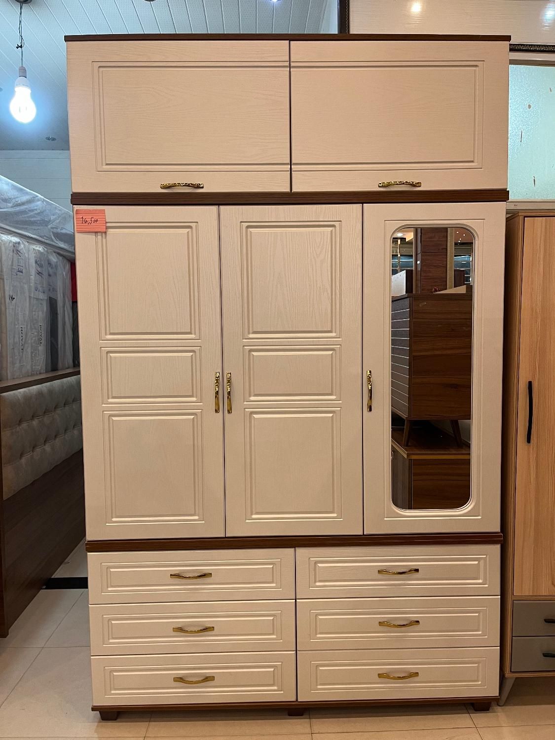 کمددو رنگ|جاکفشی، کمد، دراور|کاشان, گارزگاه|دیوار