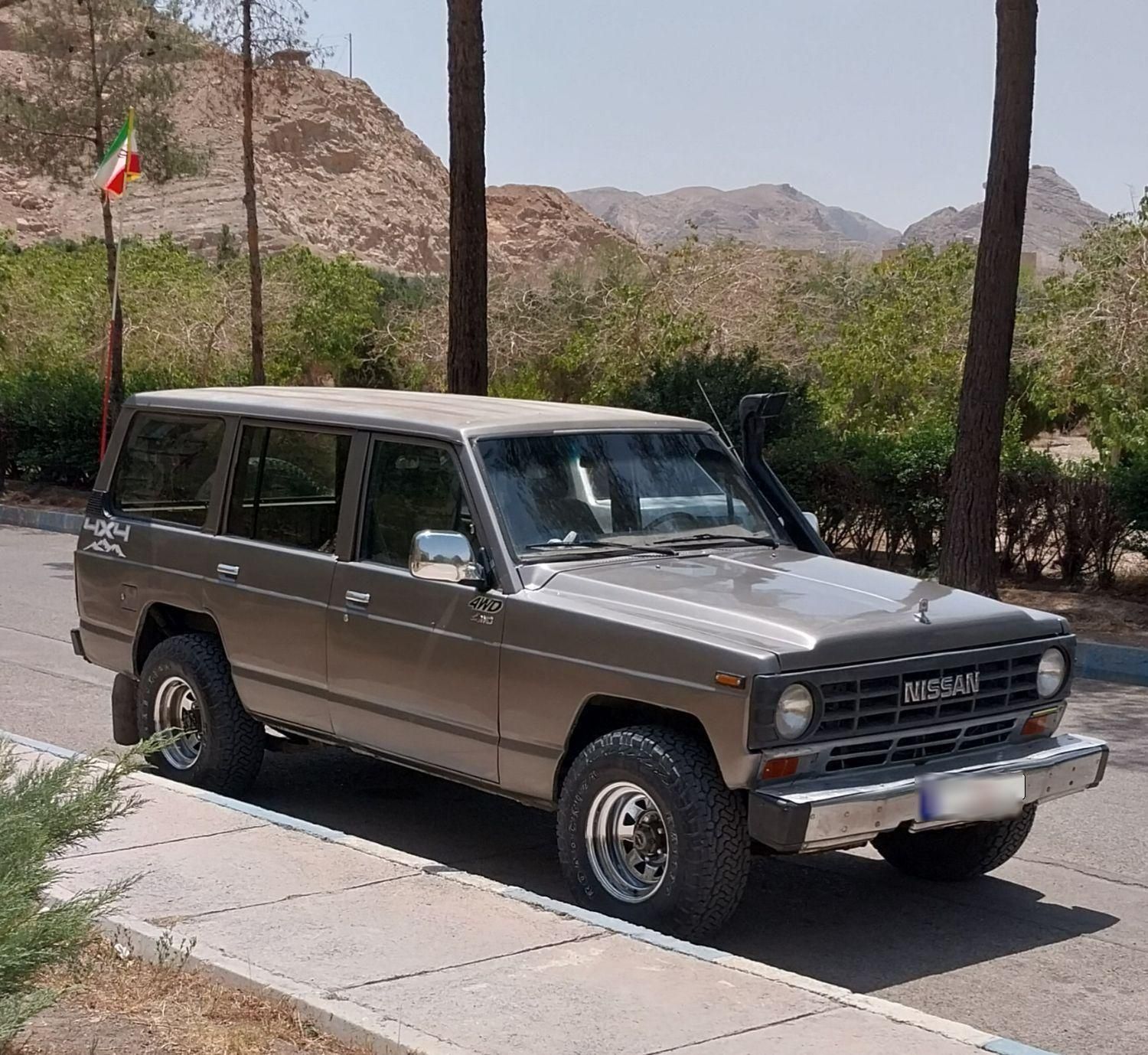 پاترول ۶ سیلندر ۴ درب مدل ۷۱|خودرو سواری و وانت|اصفهان, شفق|دیوار