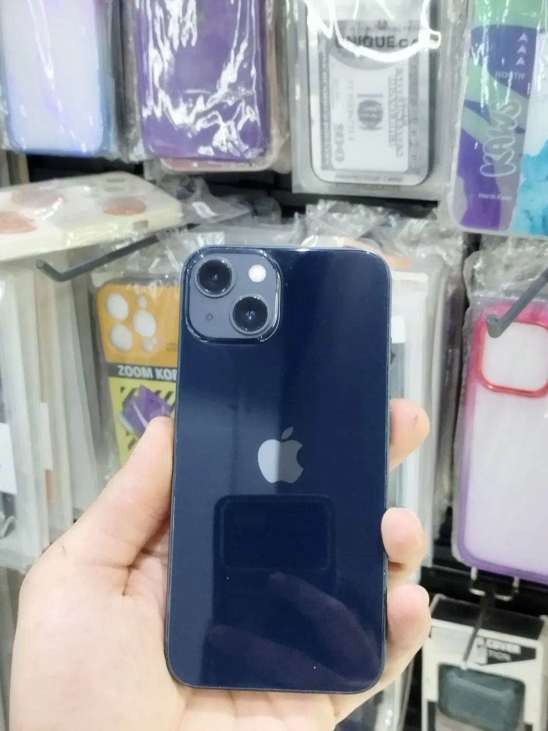 اپل iPhone 13 با حافظهٔ ۱۲۸ گیگابایت|موبایل|تهران, فلسطین (میدان انقلاب)|دیوار