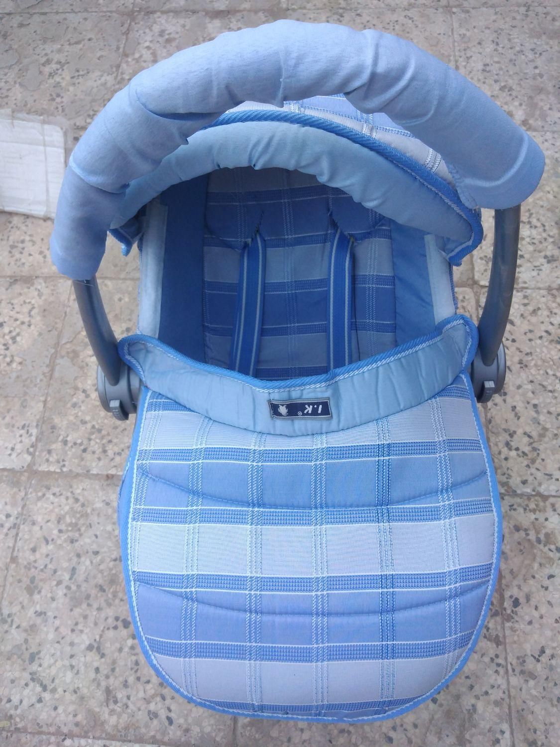 کریر به همراه کیف|اسباب و اثاث بچه|سبزوار, مدرس|دیوار