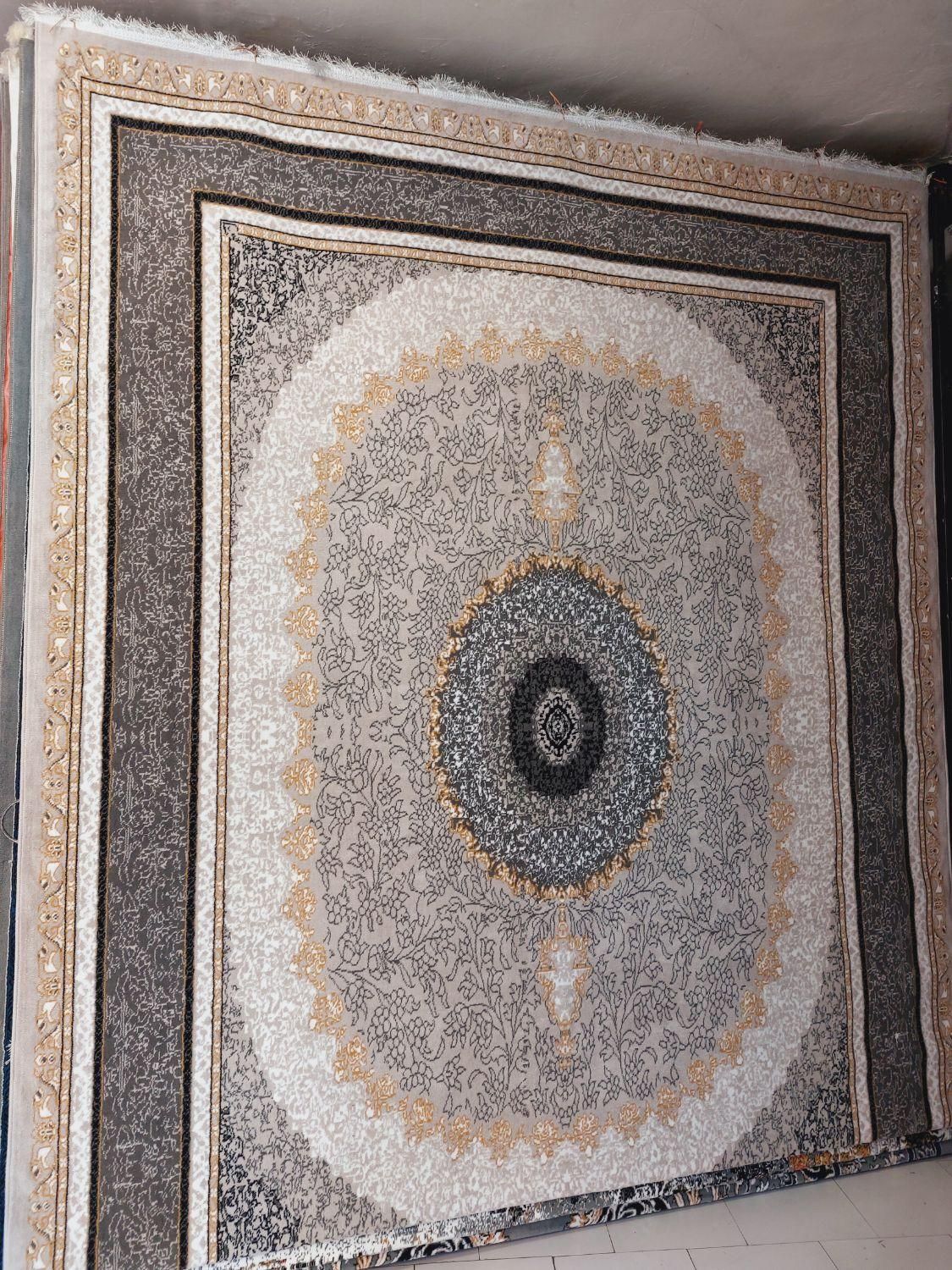 فرش۱۲متری دانه ای ۴/۵۰۰ تومان مقطوع|فرش|مشهد, طلاب|دیوار