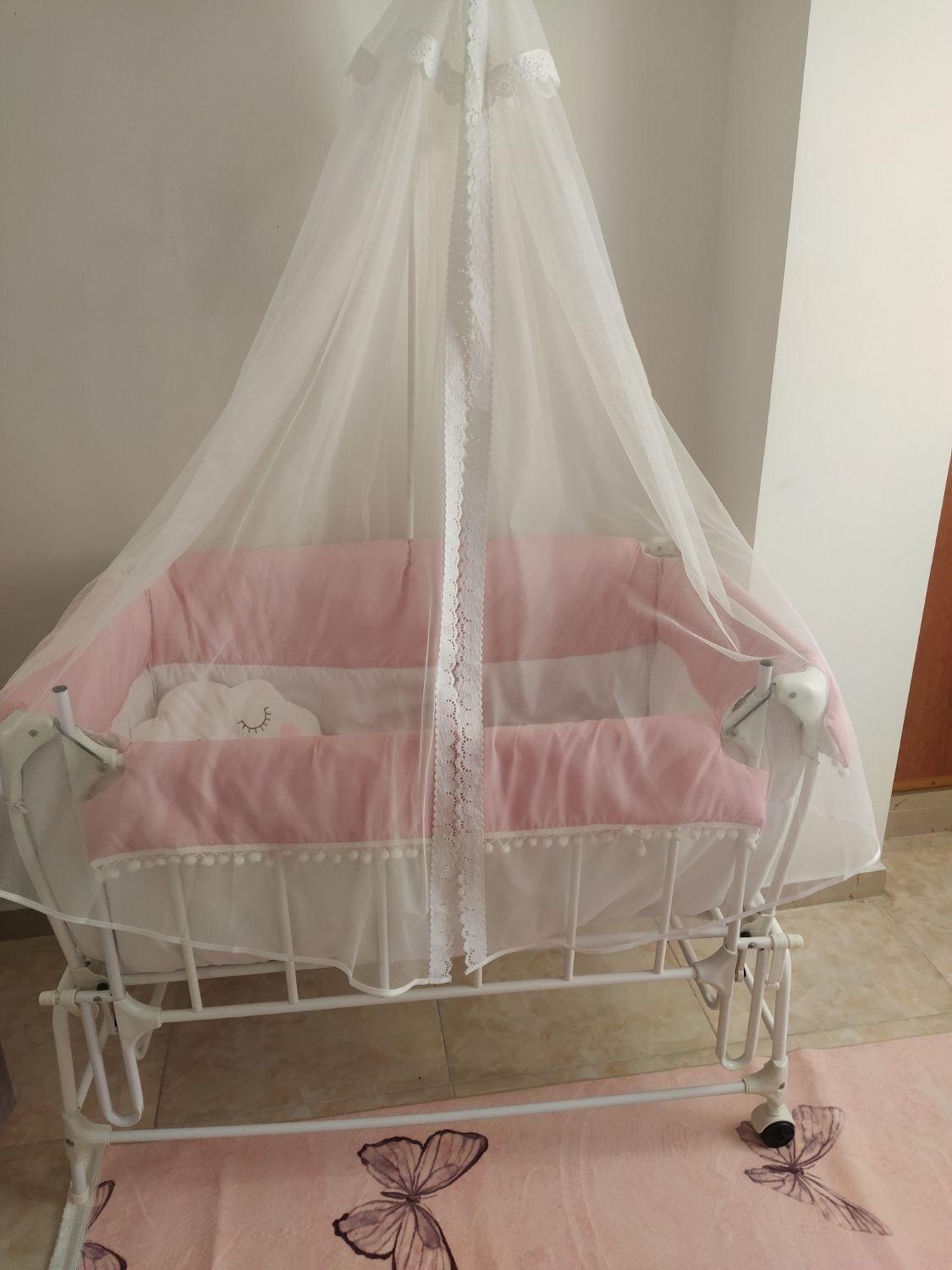 گهواره نوزادی|تخت و صندلی بچه|رشت, پیرسرا|دیوار