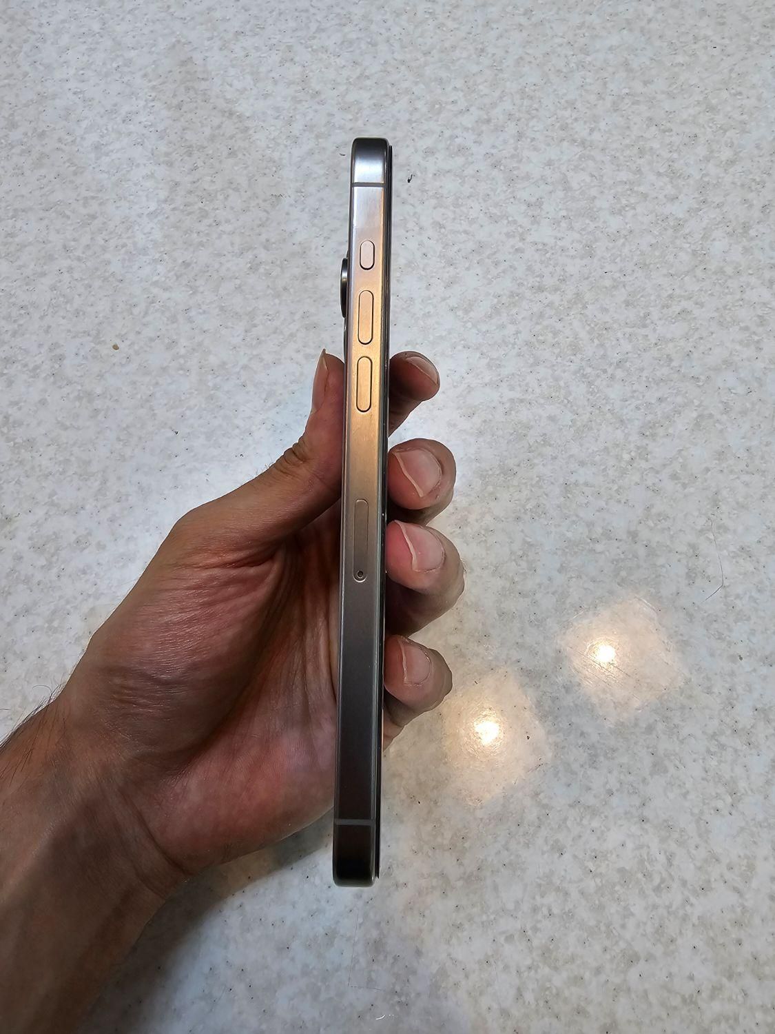 اپل iPhone 15 Pro Max با حافظهٔ ۲۵۶ رجیستر شده|موبایل|مشهد, سناباد|دیوار