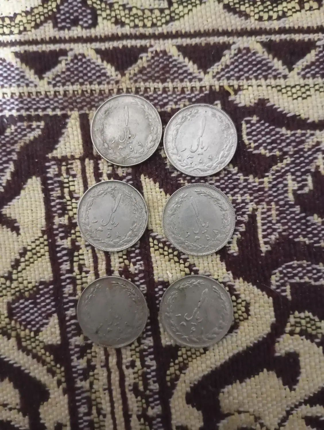 ۲۲ عدد تمبر مهر زده و۶عدد یک ریالی یک عدد کوپن|کلکسیون سکه، تمبر، اسکناس|ری, فیروزآبادی|دیوار