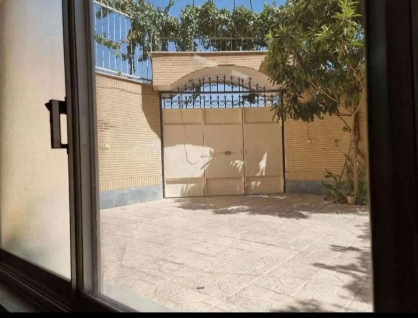 ویلایی حیاط دار راه جدا دل باز|اجارهٔ خانه و ویلا|اصفهان, میرعماد|دیوار