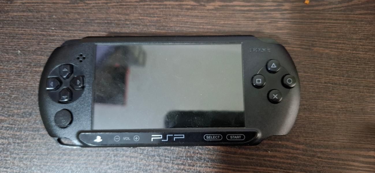 psp street فول گیم کپی خور با دو رم ۱۶ و ۸|کنسول، بازی ویدئویی و آنلاین|همدان, |دیوار