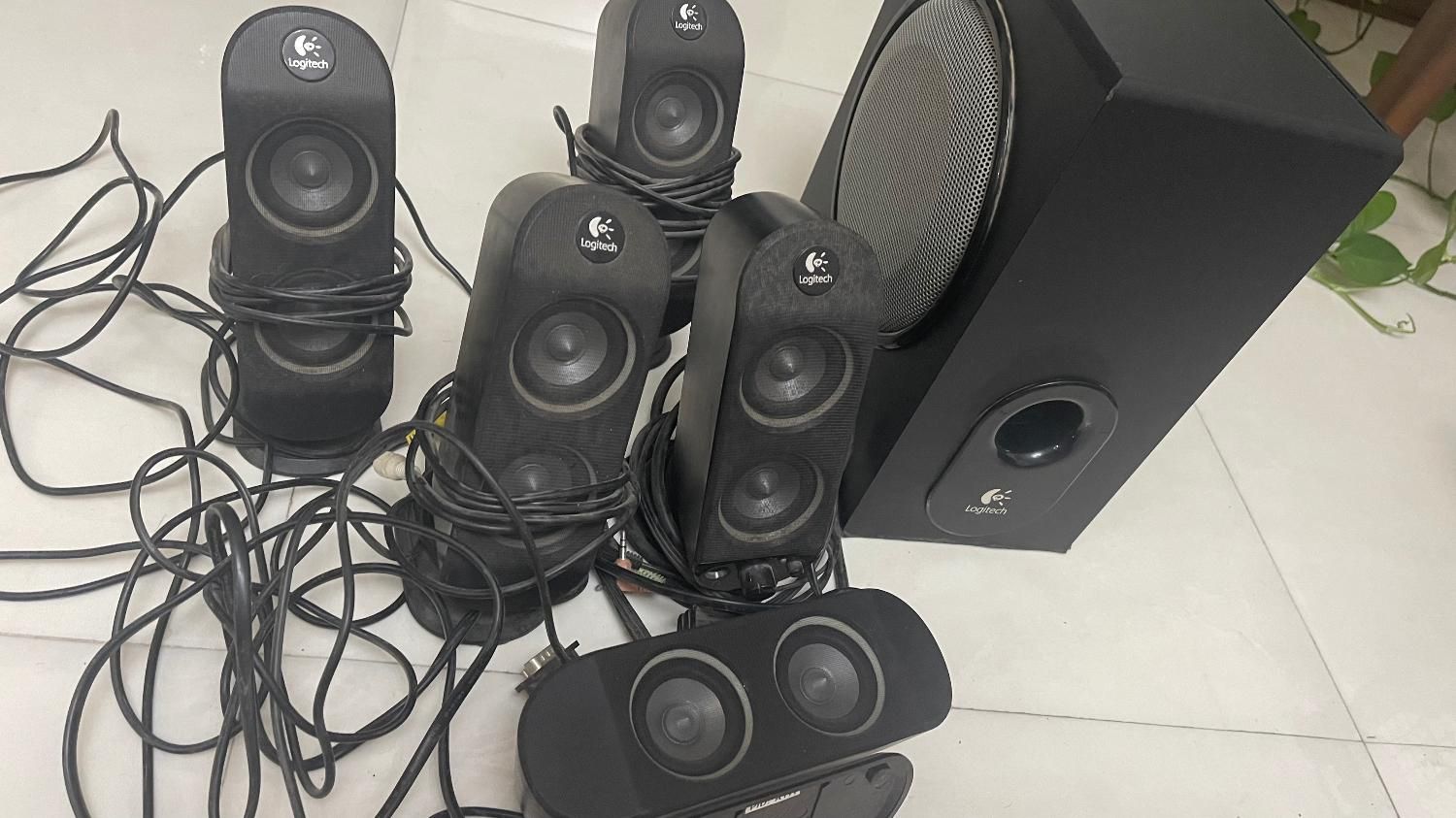 اسپیکر  سیستم صوتی لاجیتک (برند logitech|سیستم صوتی خانگی|کرج, اصفهانی‌ها|دیوار