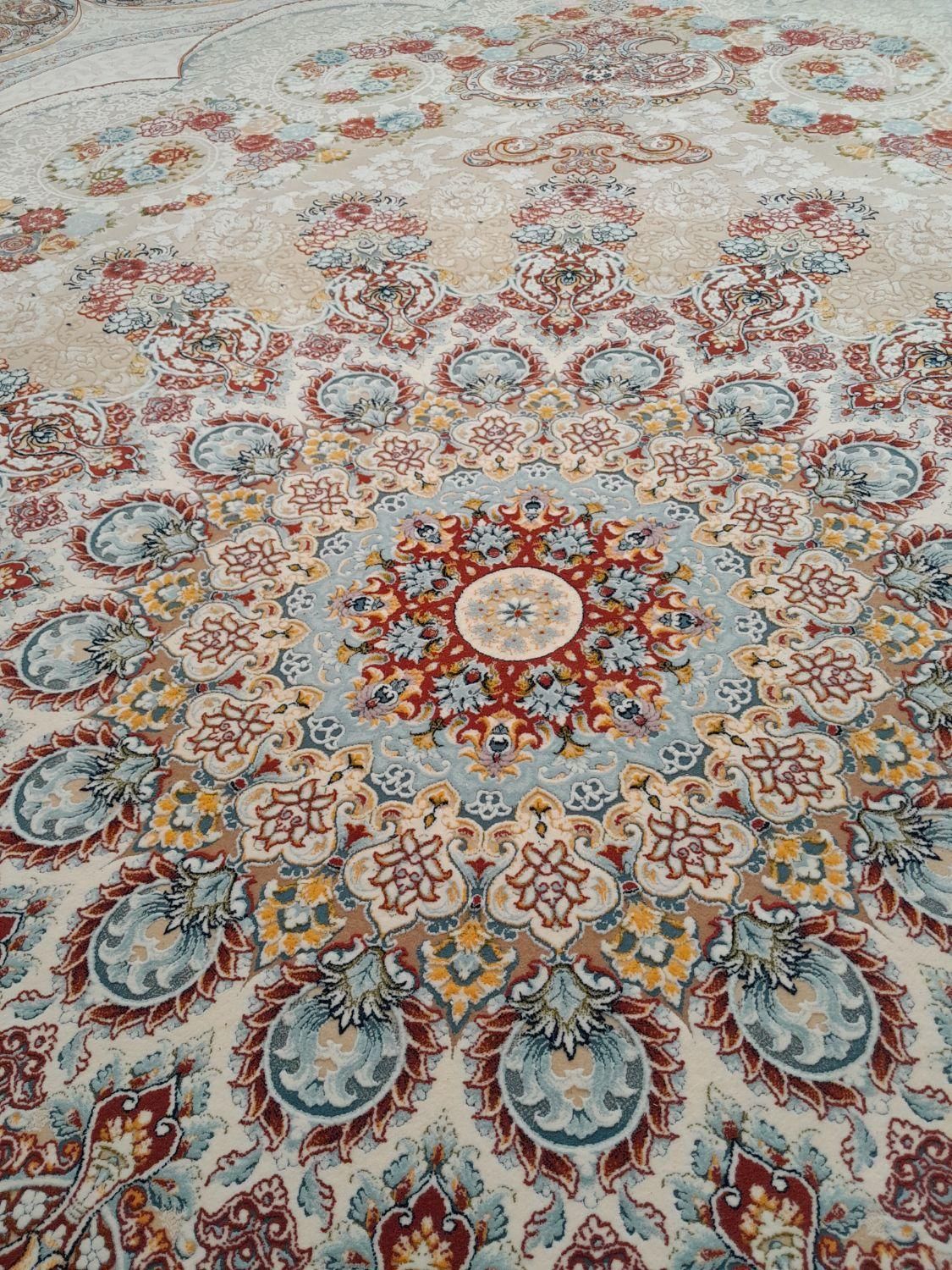 یک جفت فرش ۱۲متری ۱۲۰۰شانه گل برجسته‌ نسکافه ای|فرش|تهران, تولید دارو|دیوار