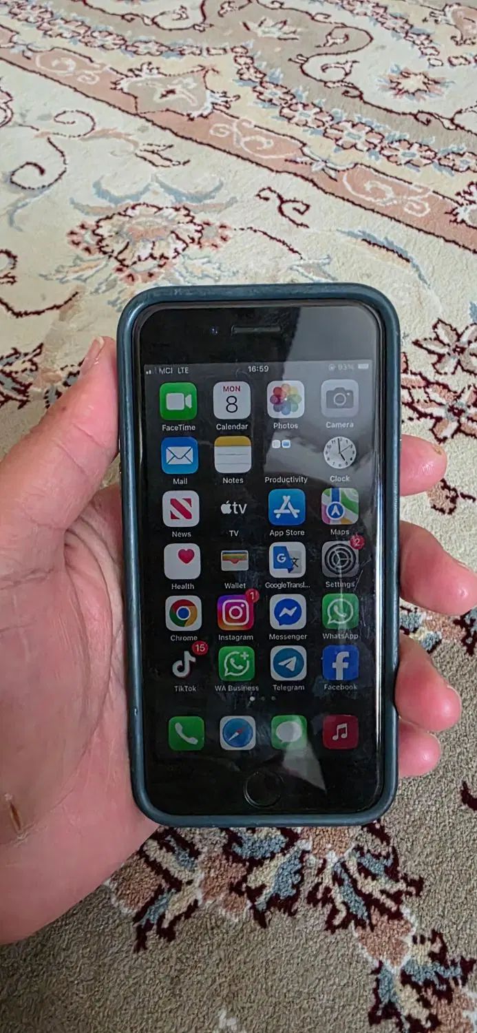 APPLE SE2020|موبایل|تهران, توحید|دیوار