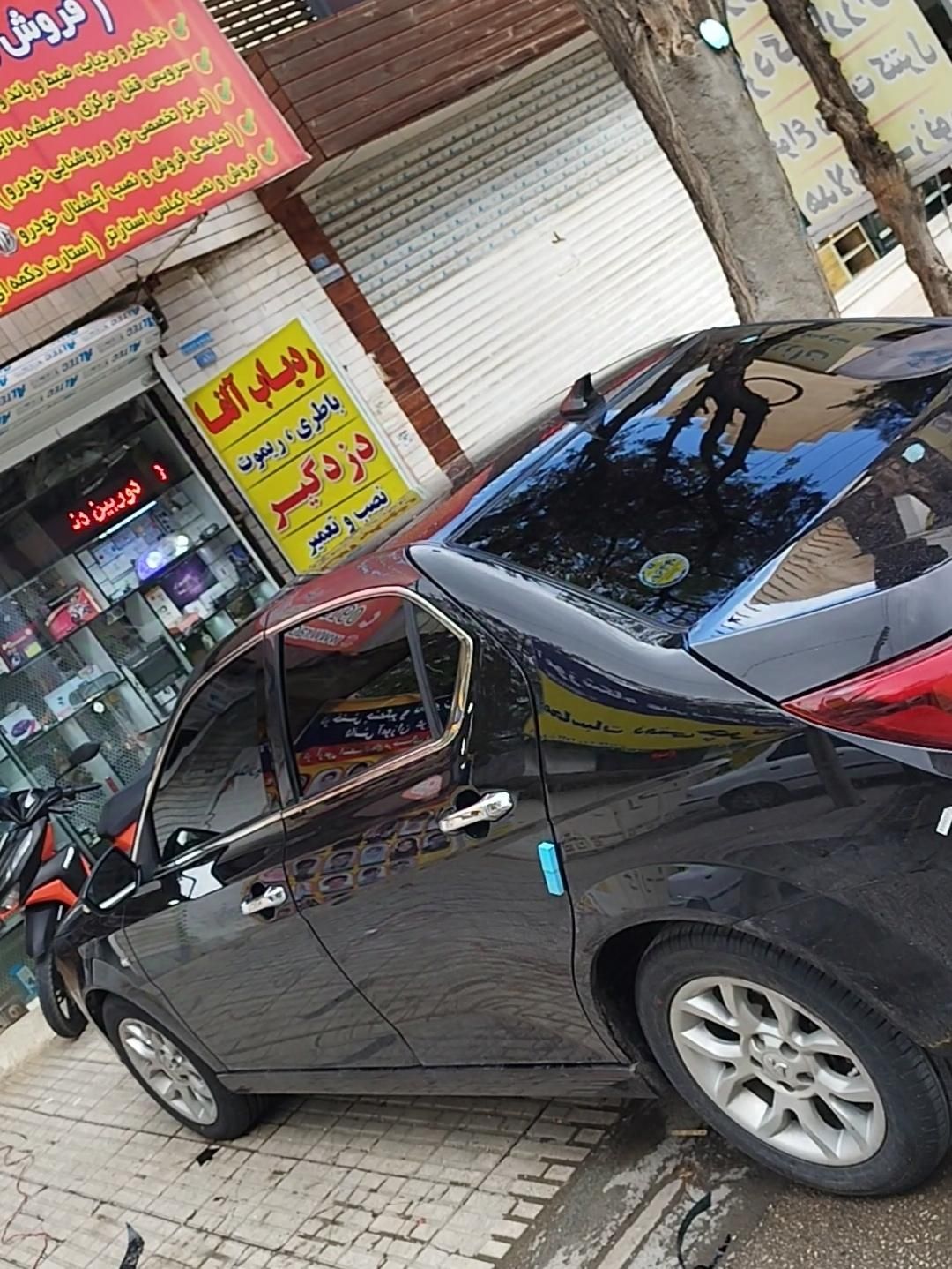 شیشه دودی ۴۸ ماه ضمانت آرتا اسپرت|خدمات موتور و ماشین|کرمانشاه, |دیوار