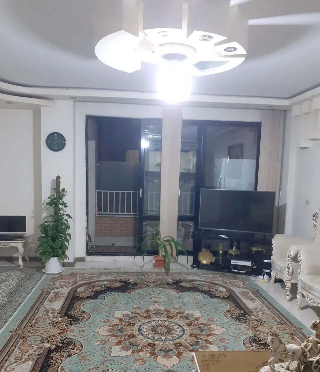 آپارتمان ۹۵متری شفق|فروش آپارتمان|اصفهان, شفق|دیوار
