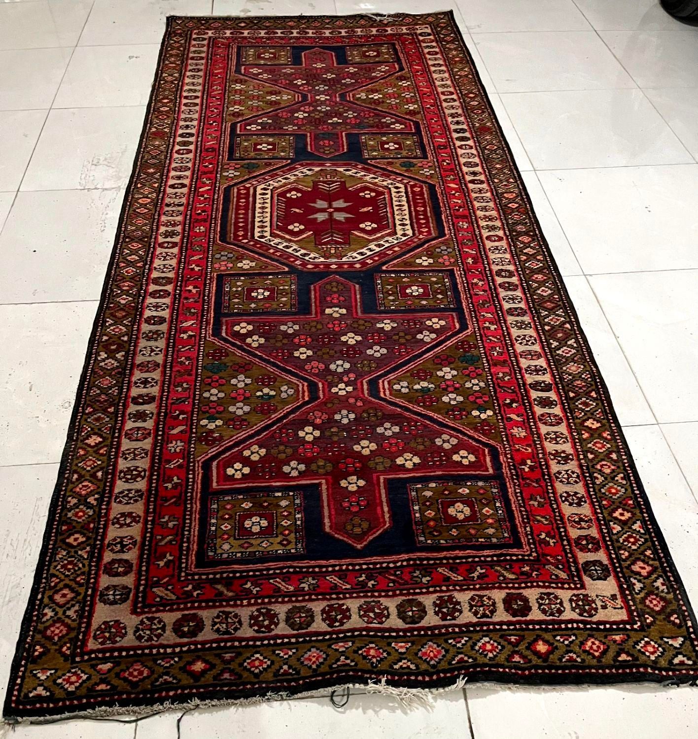 یک عدد کناره ۱/۵ در ۳ متر و یک عدد فرش ۹متری|فرش|اردبیل, |دیوار