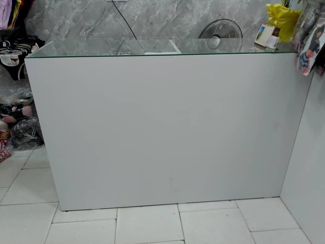 کلیه لوازم مغازه/مانکن/ اتاق پرو/ قفل/ چوب کار|فروشگاه و مغازه|رشت, پل تالشان|دیوار