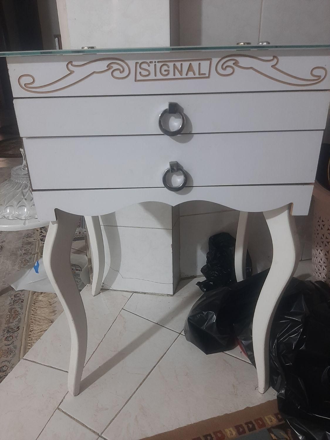 میز قاشق چنگال|آب‌چکان و نظم‌دهنده ظروف|بابل, |دیوار