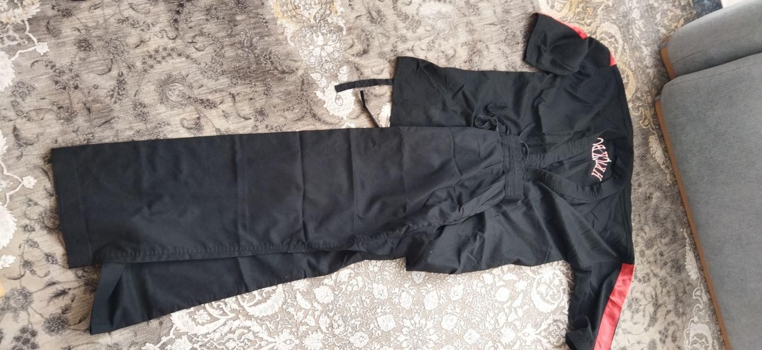 لباس کیک بوکس و کونگفو|لباس|فولادشهر, مسکن مهر فولادشهر|دیوار