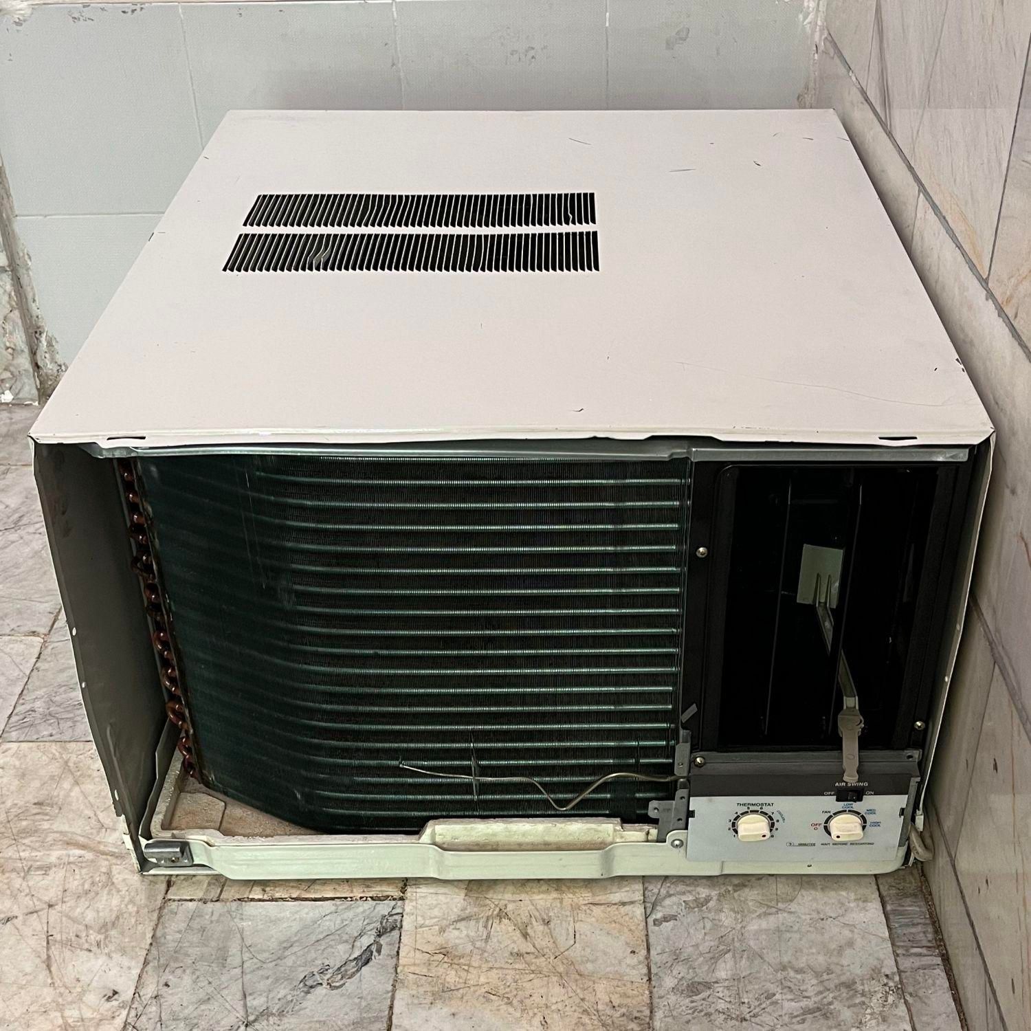 کولر گازی پنجره ای 18000 گری 18 هزار آمریکایی|کولر گازی و فن‌کوئل|تهران, شهرک آزادی|دیوار