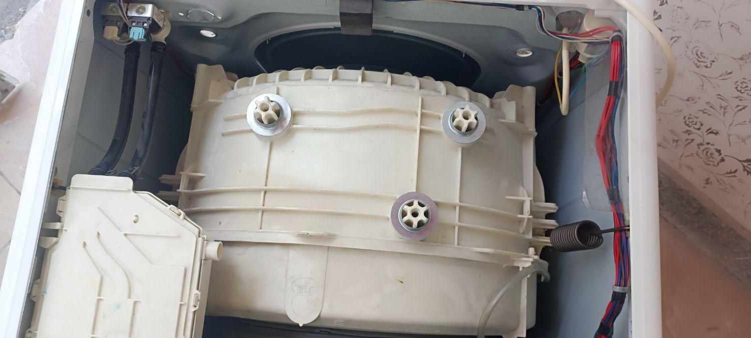 تعمیر تعمیرکار تعمیرات یخچال فریزر و لباسشویی|خدمات پیشه و مهارت|کامیاران, |دیوار