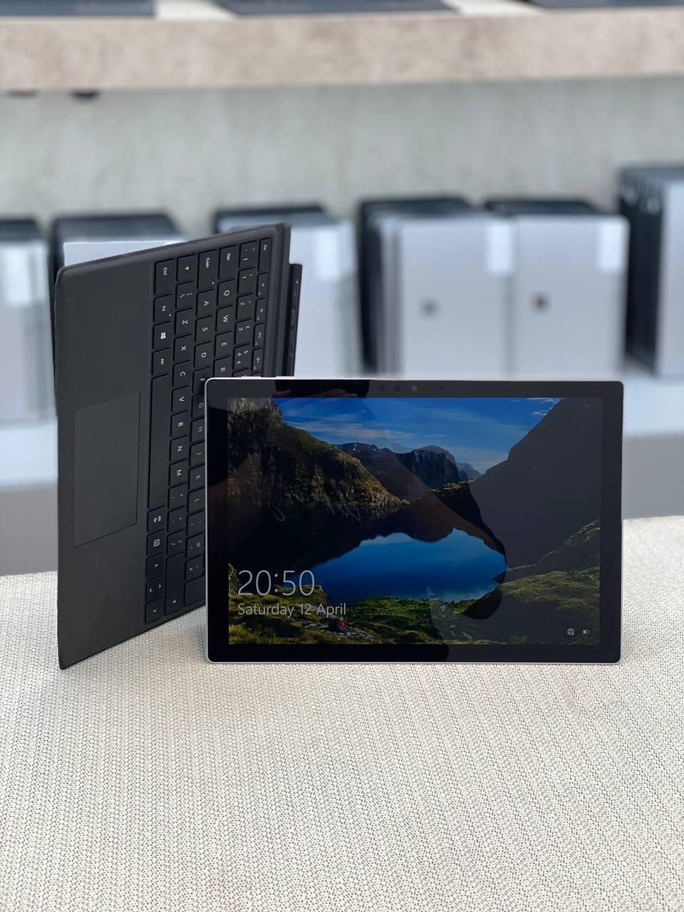 لپ تاپ surface pro 5 sim/سرفیس سیم کارتی|رایانه همراه|گنبد کاووس, |دیوار