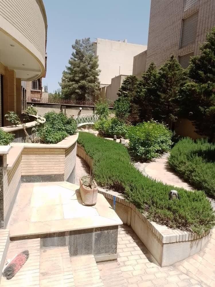 ویلایی 2طبقه تمیز دربست 320متر مسکونی/هشت بهشت|اجارهٔ خانه و ویلا|اصفهان, شاهزید|دیوار