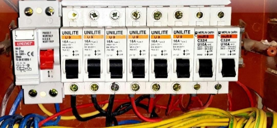 برقکار ساختمان و عیب یابی ساختمان|خدمات پیشه و مهارت|برازجان, |دیوار