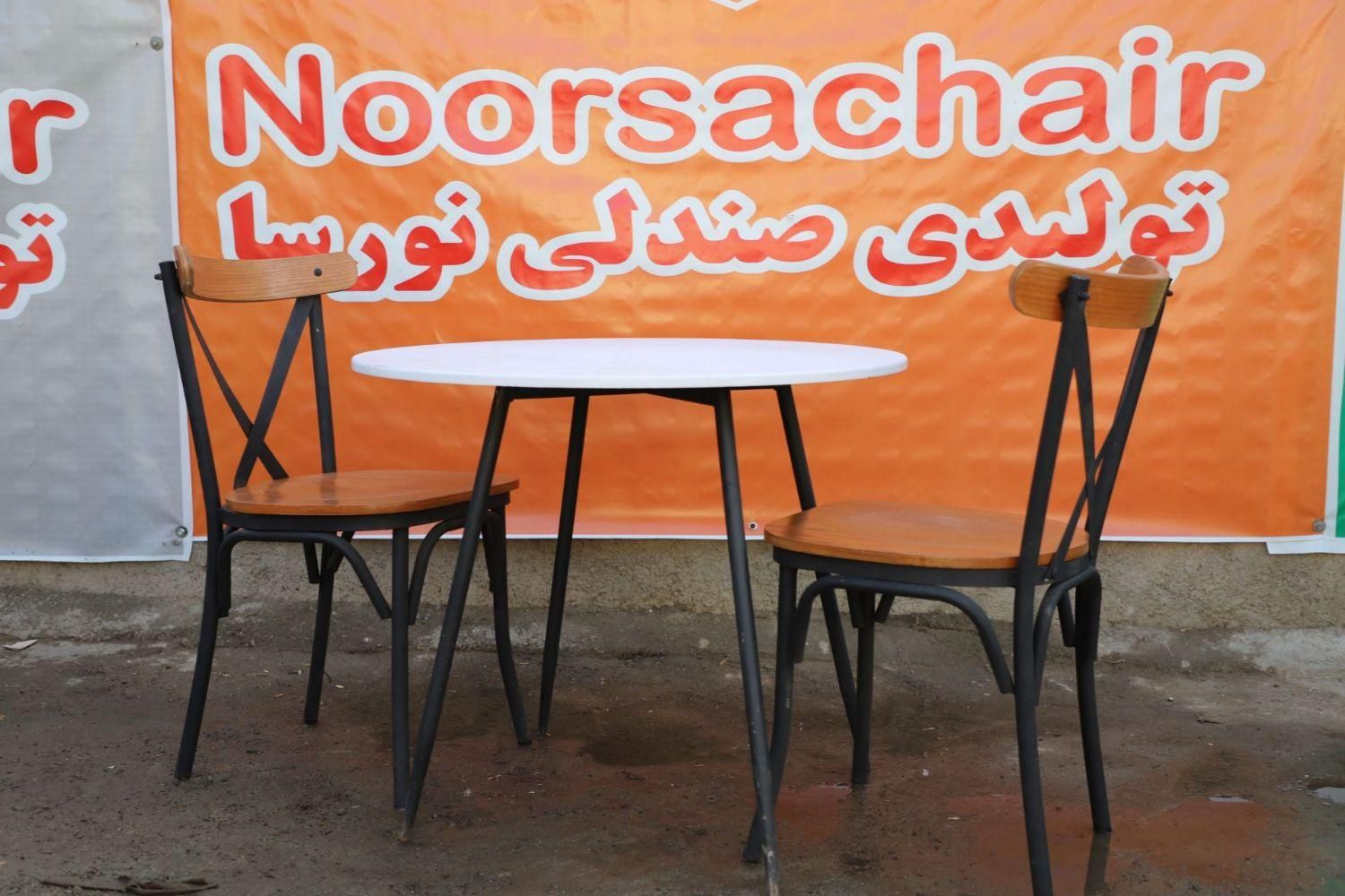 میز و صندلی ناهارخوری ۲ نفره تونت لهستانی|میز و صندلی غذاخوری|کرج, برغان|دیوار